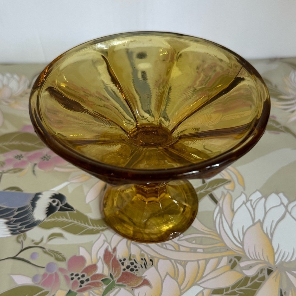 Vintage Anchor Hocking Fairfield amber dish